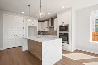 1160 North Roger Hanks Parkway, Dripping Springs, TX 78620 - Photo 18