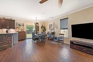 11212 Whitefaulds Dr, Austin, TX 78754 - Photo 4