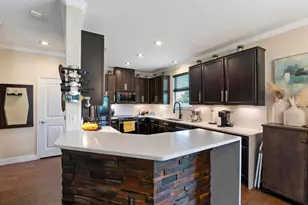 11212 Whitefaulds Dr, Austin, TX 78754 - Photo 8