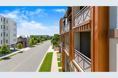 2827 Manor Road #2202, Austin, TX 78722 - Photo 14
