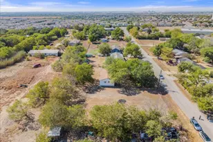 200 Prairie Cir, Buda, TX 78610 - Photo 20