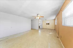 200 Prairie Cir, Buda, TX 78610 - Photo 10