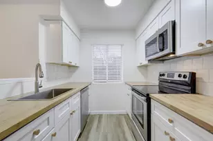 6803 Woodhue Dr, Austin, TX 78745 - Photo 6