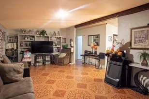 133 Horseshoe Dr, Bastrop, TX 78602 - Photo 2