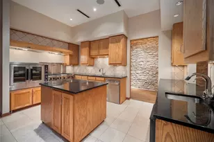 805 Congress Ave, Austin, TX 78701 - Photo 10
