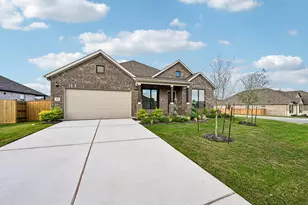 329 Muddy Crk Wy, Kyle, TX 78640 - Photo 2
