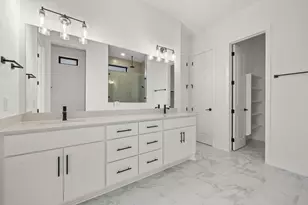 329 Muddy Crk Wy, Kyle, TX 78640 - Photo 12