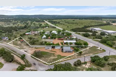 180 Henly Loop, Dripping Springs, TX 78620 - Photo 2