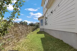 266 Village Oak Dr, Austin, TX 78737 - Photo 34