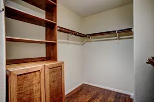 208 Wildcat Dr, Bastrop, TX 78602 - Photo 18