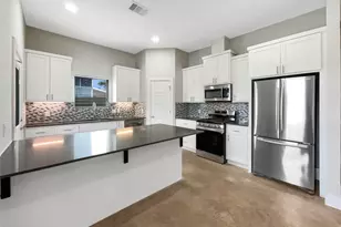 6213 Felix Ave, Austin, TX 78741 - Photo 6