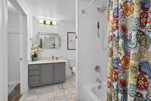 2320 Gracy Farms Ln, Austin, TX 78758 - Photo 24