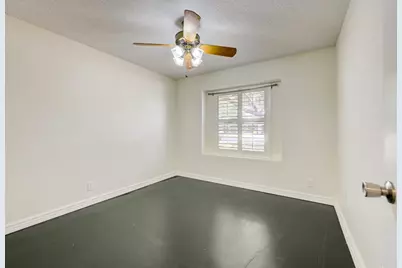 1704 Foxfire Drive, Round Rock, TX 78681 - Photo 16