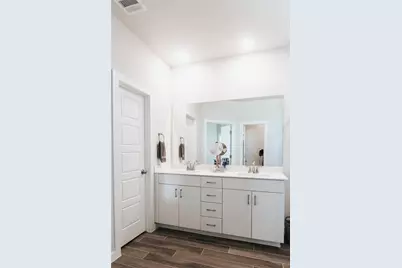 708 Willowbrook Avenue, New Braunfels, TX 78130 - Photo 12