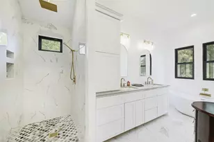 26701 Blue Cove Rd, Marble Falls, TX 78654 - Photo 16