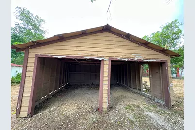 818 Plum Street, Lockhart, TX 78644 - Photo 4