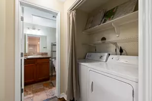 6810 Deatonhill Dr, Austin, TX 78745 - Photo 10
