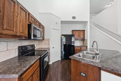 1907 Brewers Place, Taylor, TX 76574 - Photo 6