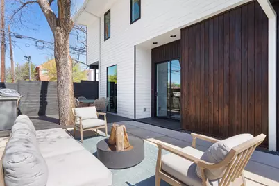 2401 E 11th Street, Austin, TX 78702 - Photo 16