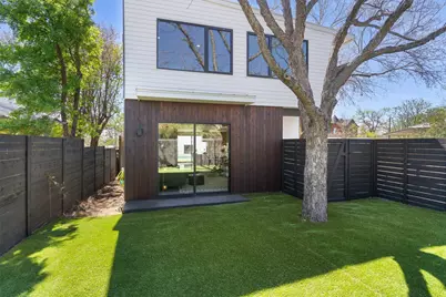 2401 E 11th Street, Austin, TX 78702 - Photo 4