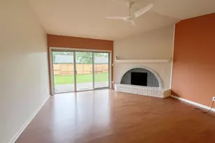 8702 Dawnridge Cir, Austin, TX 78757 - Photo 2