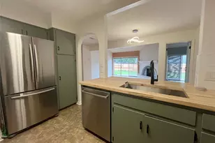 8702 Dawnridge Cir, Austin, TX 78757 - Photo 8