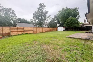 8702 Dawnridge Cir, Austin, TX 78757 - Photo 26