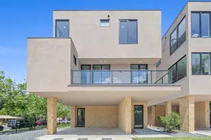 1403 Barton Hills Dr, Austin, TX 78704 - Photo 2