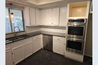 402 Greenwood Drive, Georgetown, TX 78628 - Photo 8