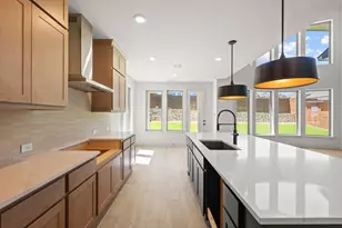 17613 Chamoix Dr, Austin, TX 78738 - Photo 10