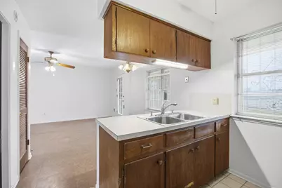 8516 Woodstone Drive, Austin, TX 78757 - Photo 12