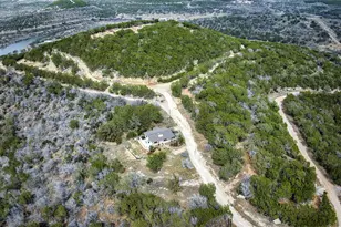 215 Coyote Ln, Burnet, TX 78611 - Photo 4