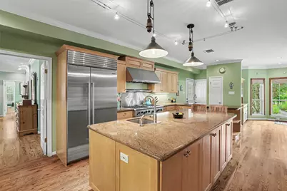 351 Laurel Creek, Hutto, TX 78634 - Photo 8