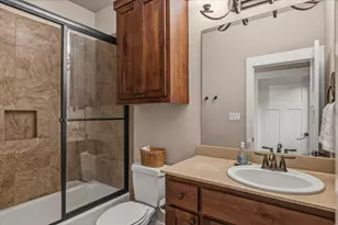 138 Wood Hollow Ct, Bastrop, TX 78602 - Photo 18