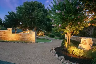 17312 Northlake Hills Dr, Jonestown, TX 78645 - Photo 2