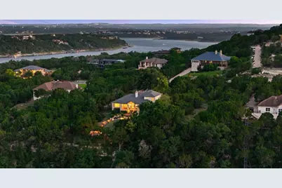 17312 Northlake Hills Drive, Jonestown, TX 78645 - Photo 14