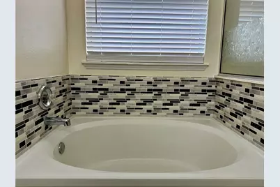 114 Mossy Rock Cove, Hutto, TX 78634 - Photo 12