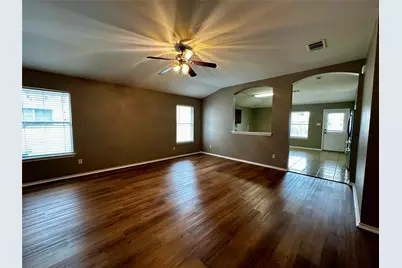 114 Mossy Rock Cove, Hutto, TX 78634 - Photo 4