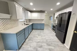 305 Avalanche Ave, Georgetown, TX 78626 - Photo 8