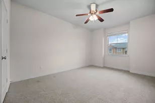2210 Onion Creek Pkwy, Austin, TX 78747 - Photo 14