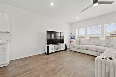 790 Arnold Loop, Kyle, TX 78640 - Photo 6