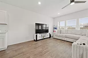 790 Arnold Loop, Kyle, TX 78640 - Photo 6