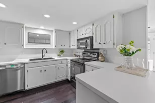 6109 Bullard Dr, Austin, TX 78757 - Photo 16