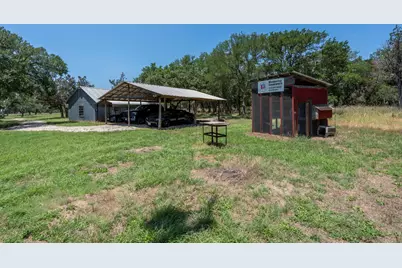 801 Billie Brooks Lane, Driftwood, TX 78619 - Photo 32