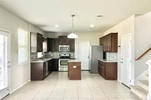17612 Bridgefarmer Blvd, Pflugerville, TX 78660 - Photo 4