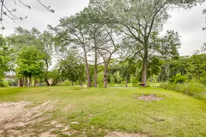 0 Ervendberg Ave, New Braunfels, TX 78130 - Photo 4