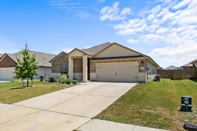 144 Onna Street, Taylor, TX 76574 - Photo 2