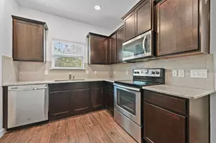 5417 Falling Leaf Ln, Austin, TX 78744 - Photo 8