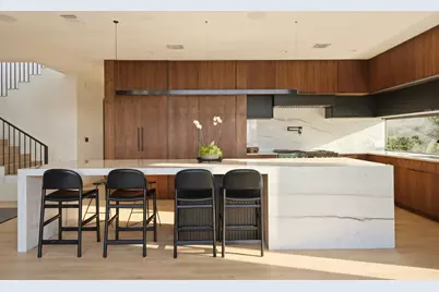 30 Chalmers Avenue, Austin, TX 78702 - Photo 6