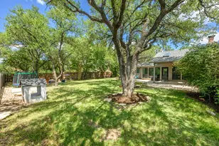 3106 Honey Tree Ln, Austin, TX 78746 - Photo 32